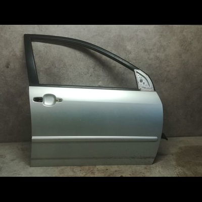 Porte avant droite Toyota COROLLA (_E12_) 1.4 d (nde120_) (2004-2007) 5 portes
