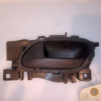 Poignee int porte avg Peugeot PARTNER Camionnette-Monospace 1.6 hdi (2008) 4 portes