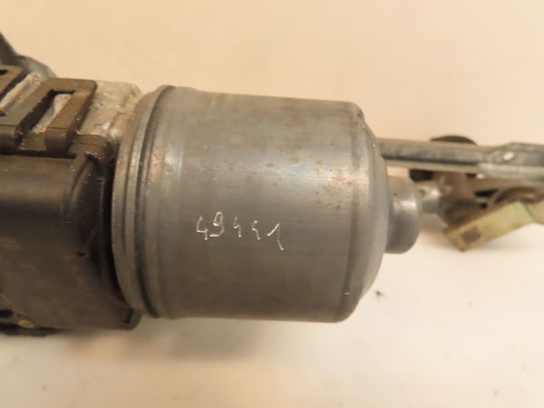Moteur essuie-glace avant Renault CLIO II (BB_, CB_) 1.2 (bb0a, bb0f, bb10, bb1k, bb28, bb2d, bb2h, cb0a,... (1998-2010) 5 porte