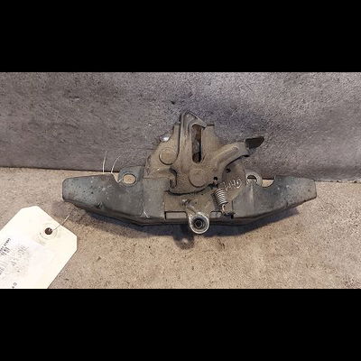 Serrure capot Toyota COROLLA (_E12_) 1.4 d (nde120_) (2004-2007) 5 portes