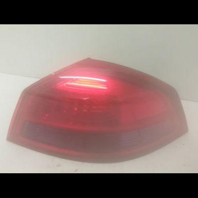 Feu arrière droit Renault VEL SATIS (BJ0_) 3.0 dci (bj0j, bj0n) (2002-2006)