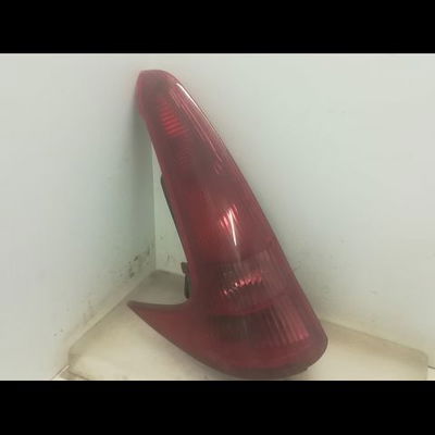 Feu arrière gauche Peugeot 206 SW (2E-K) 1.4 hdi (2002-2007) 5 portes