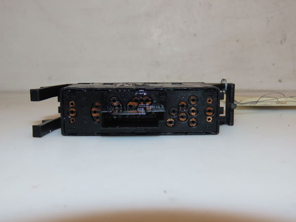Commande lève-glace porte avant droite Bmw 3 (E46) 320 d (1998-2001)