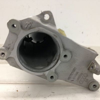 Renfort gauche pare-choc avant Audi A8 D3 (4E2, 4E8) 3.0 tdi quattro (2003-2010)