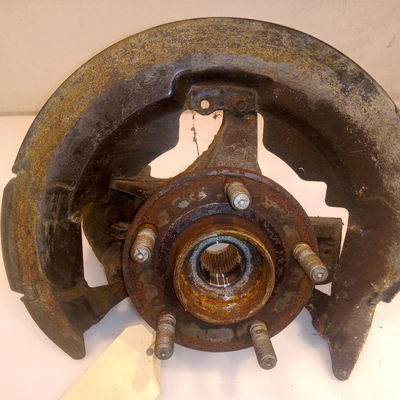 Moyeu avg Volvo C30 (533) D2 (2010-2012)