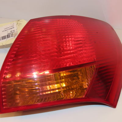 Feu arrière droit Kia VENGA (YN) 1.4 crdi 90 (2010)