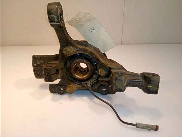 Moyeu avg Opel ASTRA H GTC (A04) 1.9 cdti (l08) (2005-2010)