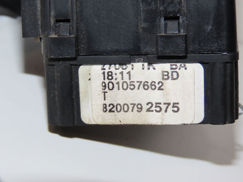 Commande essuie glace Dacia LOGAN EXPRESS (FS_) 1.6 mpi 85 (2010)