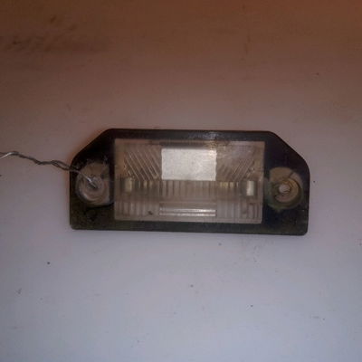Eclaireur plaque de police d Volkswagen PASSAT B5 (3B2) 1.9 tdi (1996-2000)