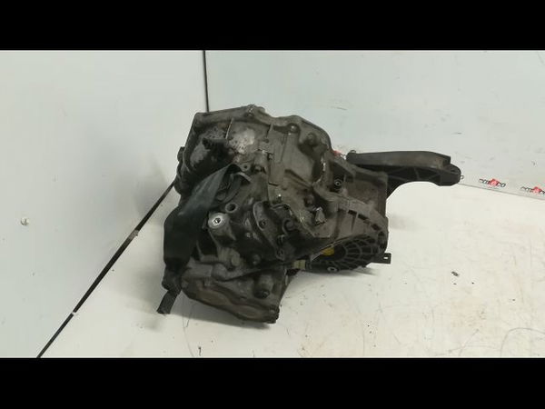 Boîte à vitesse mecanique Opel ASTRA G 3-5 portes (T98) 2.0 dti 16v (f08, f48) (1999-2005)