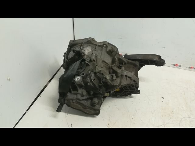 Boîte à vitesse mecanique Opel ASTRA G 3-5 portes (T98) 2.0 dti 16v (f08, f48) (1999-2005)