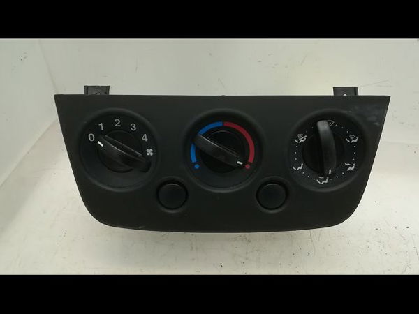 Commande de chauffage FORD FIESTA V Phase 2 10-2005--10-2008 1.3i