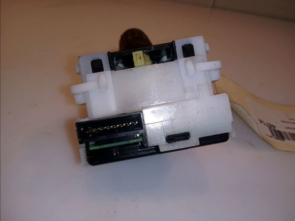 Commande clignotant Nissan QASHQAI - QASHQAI 2 I (J10, NJ10, JJ10E) 2.0 dci (2007-2013)