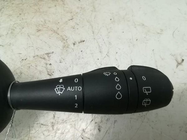 Commande essuie glace Renault CAPTUR I (J5_, H5_) 1.2 tce 120 (2013)