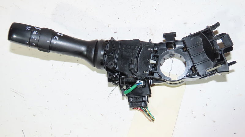Commande eclairage Toyota AYGO (_B4_) 1.0 (kgb40) (2014)