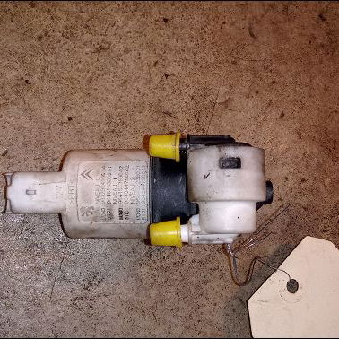 Pompe lave-glace avant Citroën XSARA PICASSO (N68) 2.0 hdi (1999-2011) 5 portes
