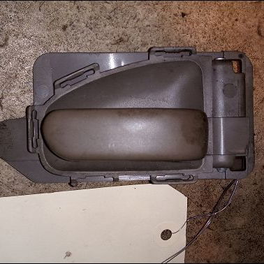 Poignee int porte ard Citroën XSARA PICASSO (N68) 2.0 hdi (1999-2011) 5 portes