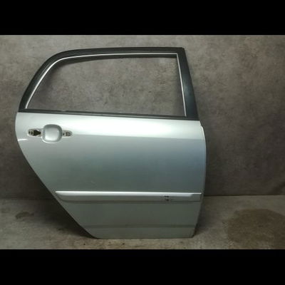 Porte arrière droite Toyota COROLLA (_E12_) 1.4 d (nde120_) (2004-2007) 5 portes