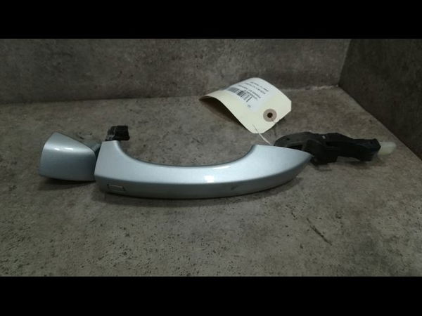 Poignee ext porte ard Audi A6 C7 Avant (4G5, 4GD) 3.0 tdi (2011-2018)