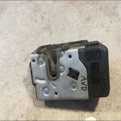 Serrure porte avd Opel CORSA C (X01) 1.0 (f08, f68) (2000-2003)