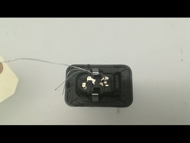 Commande lève-glace porte avant droite Opel CORSA C (X01) 1.3 cdti (f08, f68) (2003-2009)
