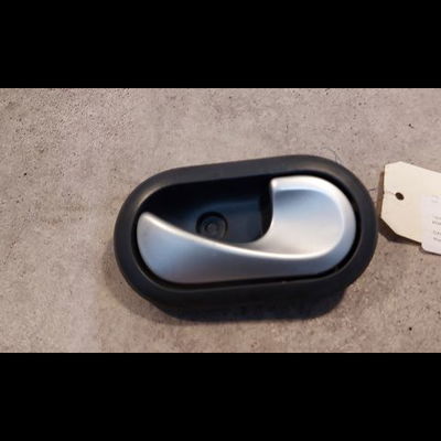 Poignee int porte ard Dacia DUSTER (HS_) 1.5 dci (hsmc) (2010-2018)
