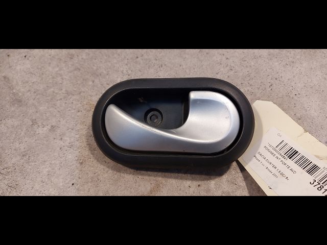 Poignee int porte avd Dacia DUSTER (HS_) 1.5 dci (hsmc) (2010-2018)
