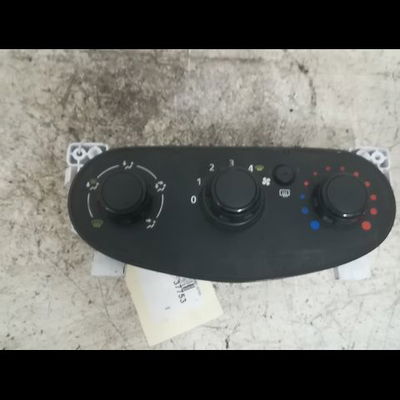 Commande de chauffage Dacia SANDERO II 1.2 (2012)