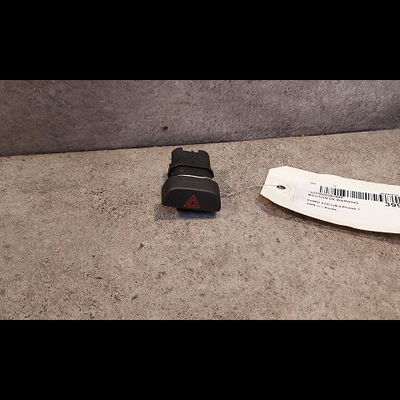 Bouton de warning Ford FOCUS II (DA_, HCP, DP) 1.8 tdci (2005-2012)