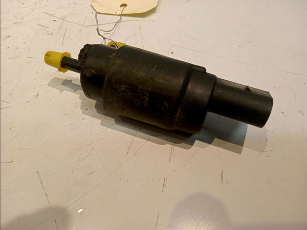 Pompe lave-glace ar Mercedes-benz VITO - MIXTO Camionnette (W639) 115 cdi (639.601, 639.603, 639.605) (2003)