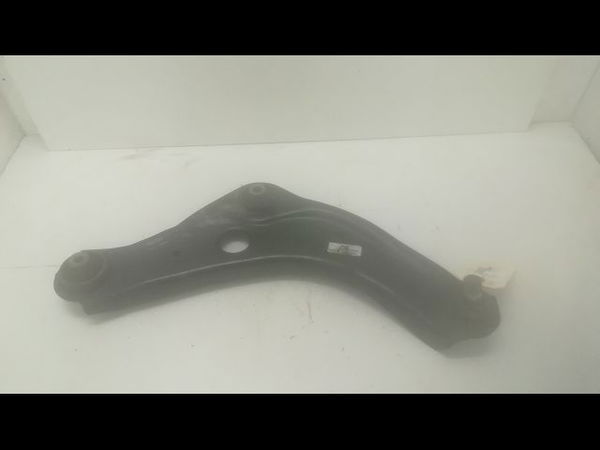 Triangle inf avd Nissan QASHQAI II SUV (J11, J11_) 1.6 dci (2013)