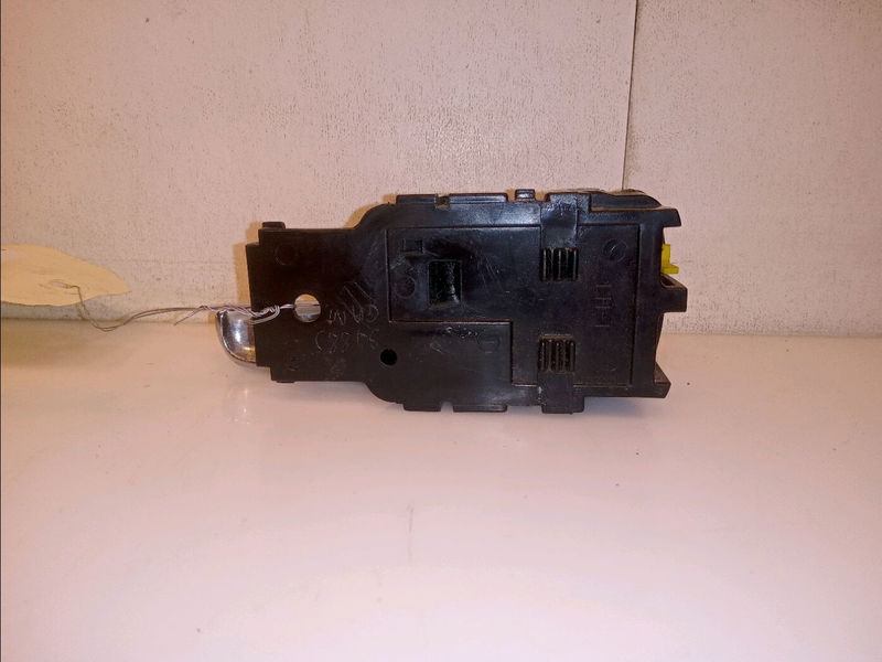 Poignee int porte avg Nissan TERRANO II (R20) 3.0 di 4wd (2002-2007)