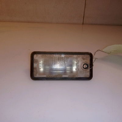 Eclaireur plaque de police g Audi A4 B6 (8E2) 2.5 tdi quattro (2000-2004)