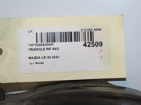 Triangle inf avg Mazda CX-30 (DM) 1.8 skyactiv-d (2019)