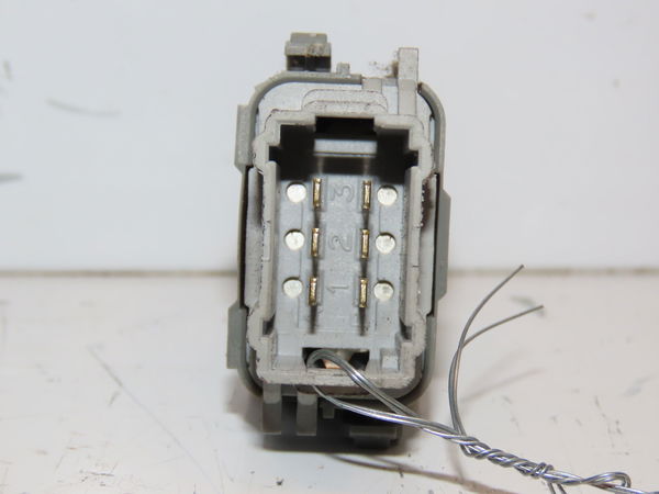 Commande lève-glace porte avant droite Renault ESPACE IV (JK0-1_) 2.0 dci (jk01, jk02, jk1j, jk1k, jk1h) (2006)