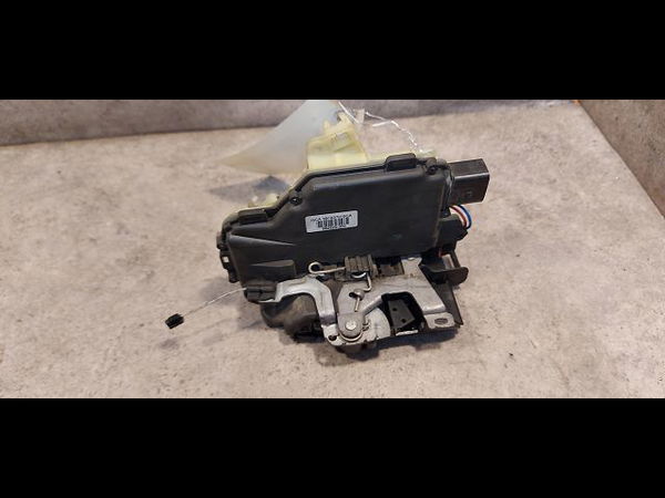 Serrure porte avd SEAT LEON I