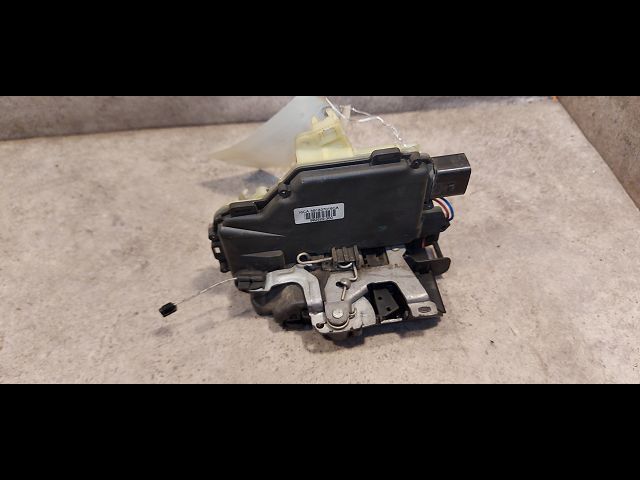 Serrure porte avd SEAT LEON I