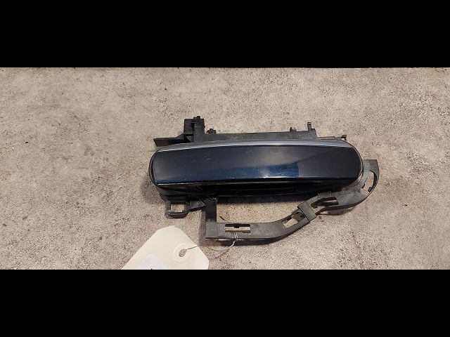 Poignee ext porte ard Audi A6 C6 (4F2) 2.4 (2004-2008)