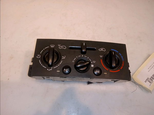 Commande de chauffage Peugeot 207 CC (WD_) 1.6 16v (2007-2013)