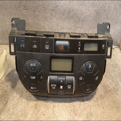 Commande de chauffage Toyota RAV 4 II (_A2_) 2.0 d 4wd (cla20_, cla21_) (2001-2005)