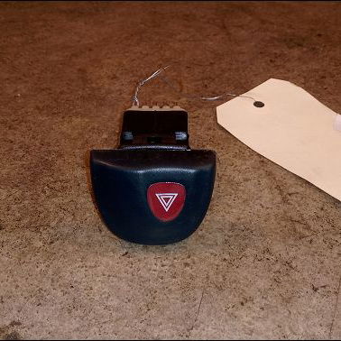 Bouton de warning Renault MEGANE I (BA0-1_) 1.4 e (ba0e, ba0v) (1996-2003)