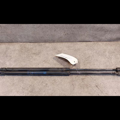 Verin droit hayon Opel CORSA B (S93) 1.2 i (f08, f68, m68) (1993-2000)