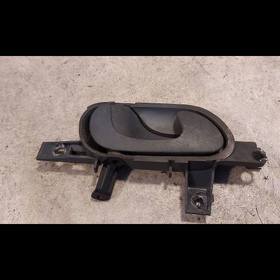 Poignee int porte avg Peugeot 806 (221) 2.1 td 12v (1996-1999)