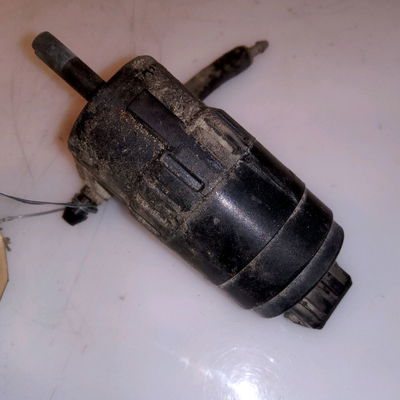 Pompe lave-glace avant Alfa romeo MITO (955_) 1.3 multijet (955axp1a, 955ayc1a) (2009-2018) 3 portes