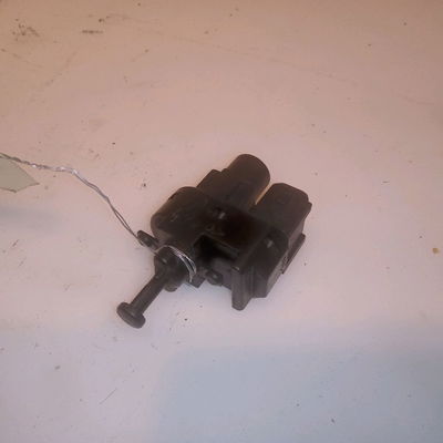 Contacteur de stop sur pedale  Ford FOCUS I (DAW, DBW) 1.8 16v (1998-2004)