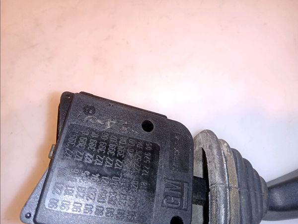 Commande clignotant Opel CORSA B (S93) 1.4 i (f08, f68, m68) (1993-2000)