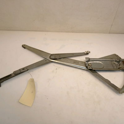 Mécanisme lève-glace avant gauche Opel CORSA B (S93) 1.4 i (f08, f68, m68) (1993-2000)