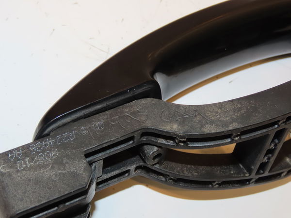 Poignee ext porte ard Ford C-MAX II (DXA-CB7, DXA-CEU) 1.6 tdci (2010-2019) 5 portes