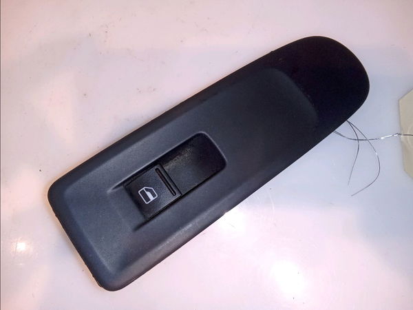 Commande lève-glace porte avant droite Volkswagen GOLF VI (5K1) 1.4 tsi (2008-2012) 5 portes