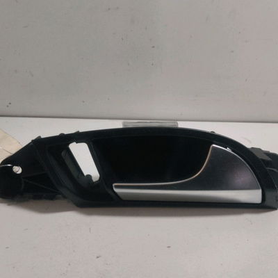 Poignee int porte avd Audi Q7 (4LB) 3.0 tdi quattro (2006-2008) 5 portes